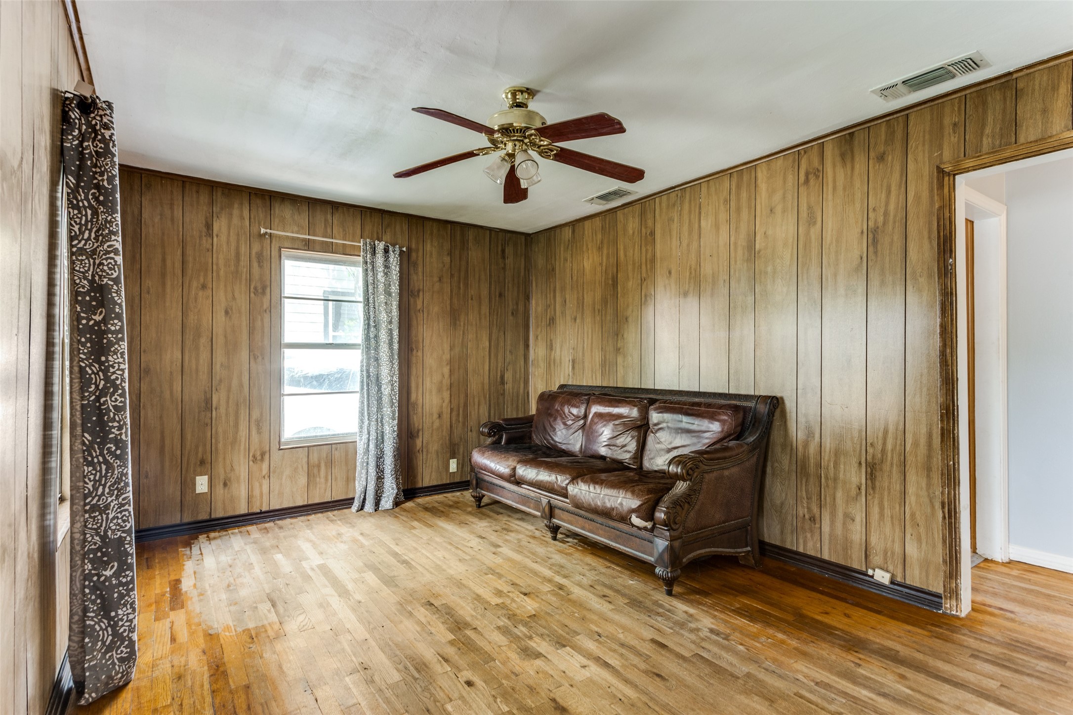 5053 Pamela Fort Worth TX 76116