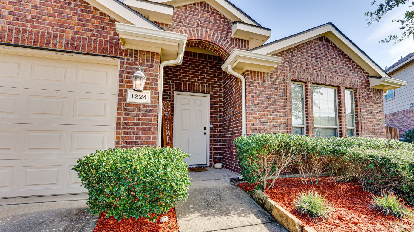 1224 Sandalwood Road Royse City TX 75189