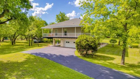 411 N Lazy Bend Estates Road Millsap TX 76066