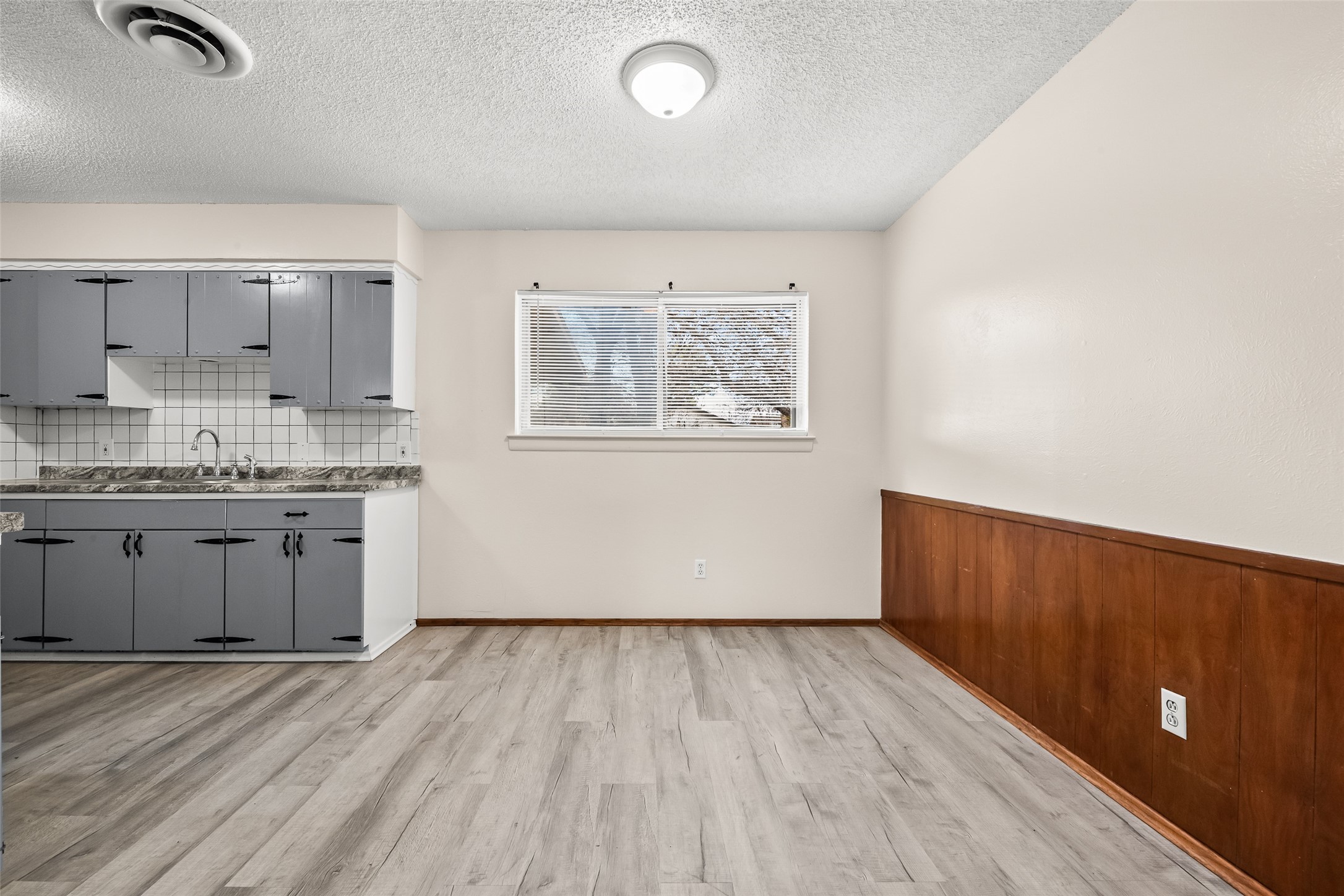 404 Vaden Avenue Everman TX 76140
