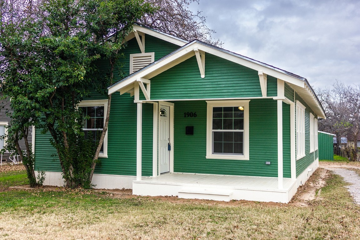 1906 Vincent Street Brownwood TX 76801