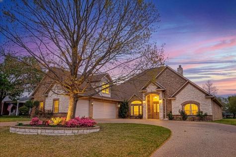 213 Winged Foot Drive Lindale TX 75771
