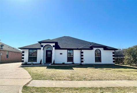 1105 Rio Verde Drive Desoto TX 75115