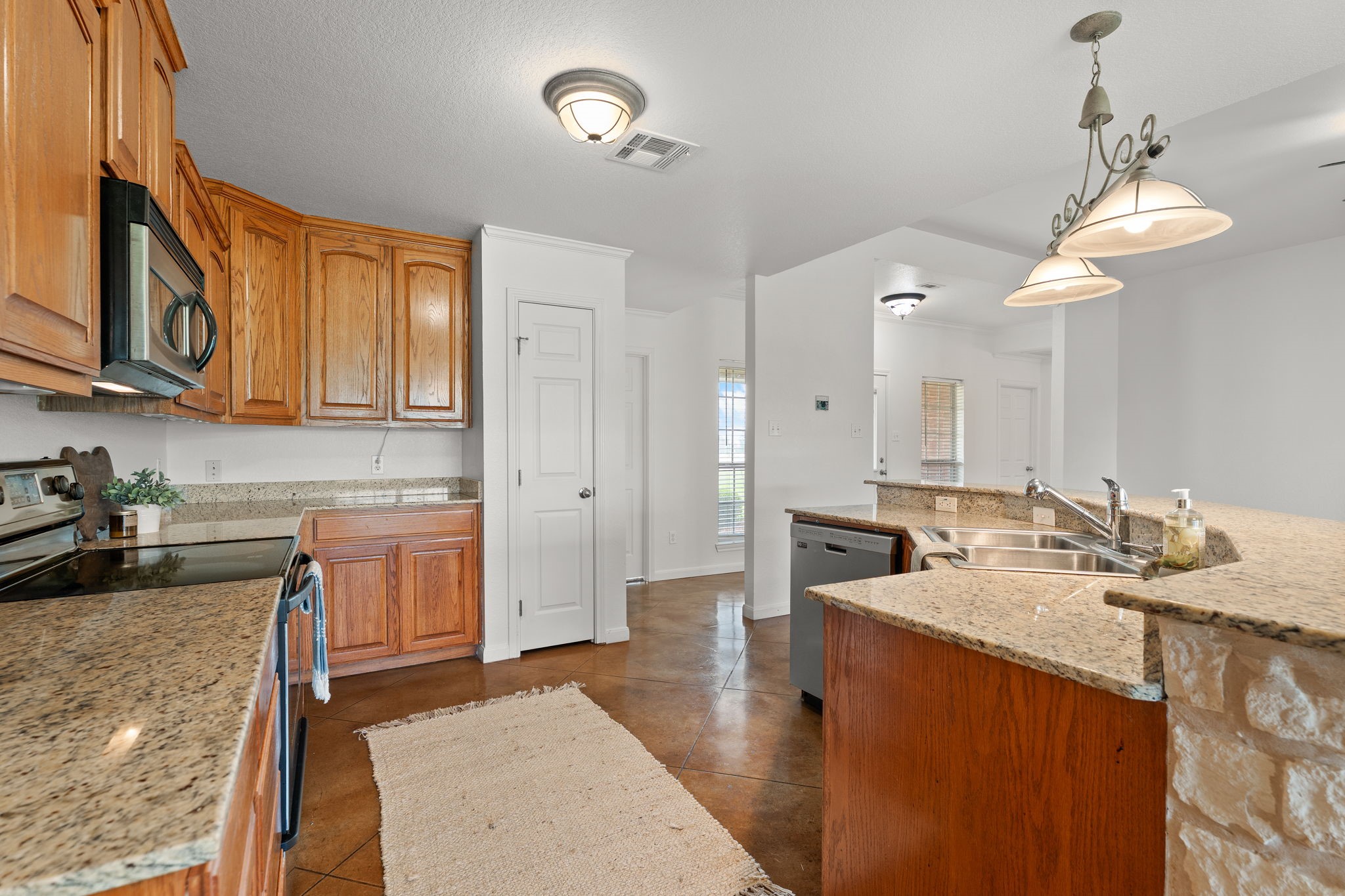 1007 Morning Star Circle China Spring TX 76633