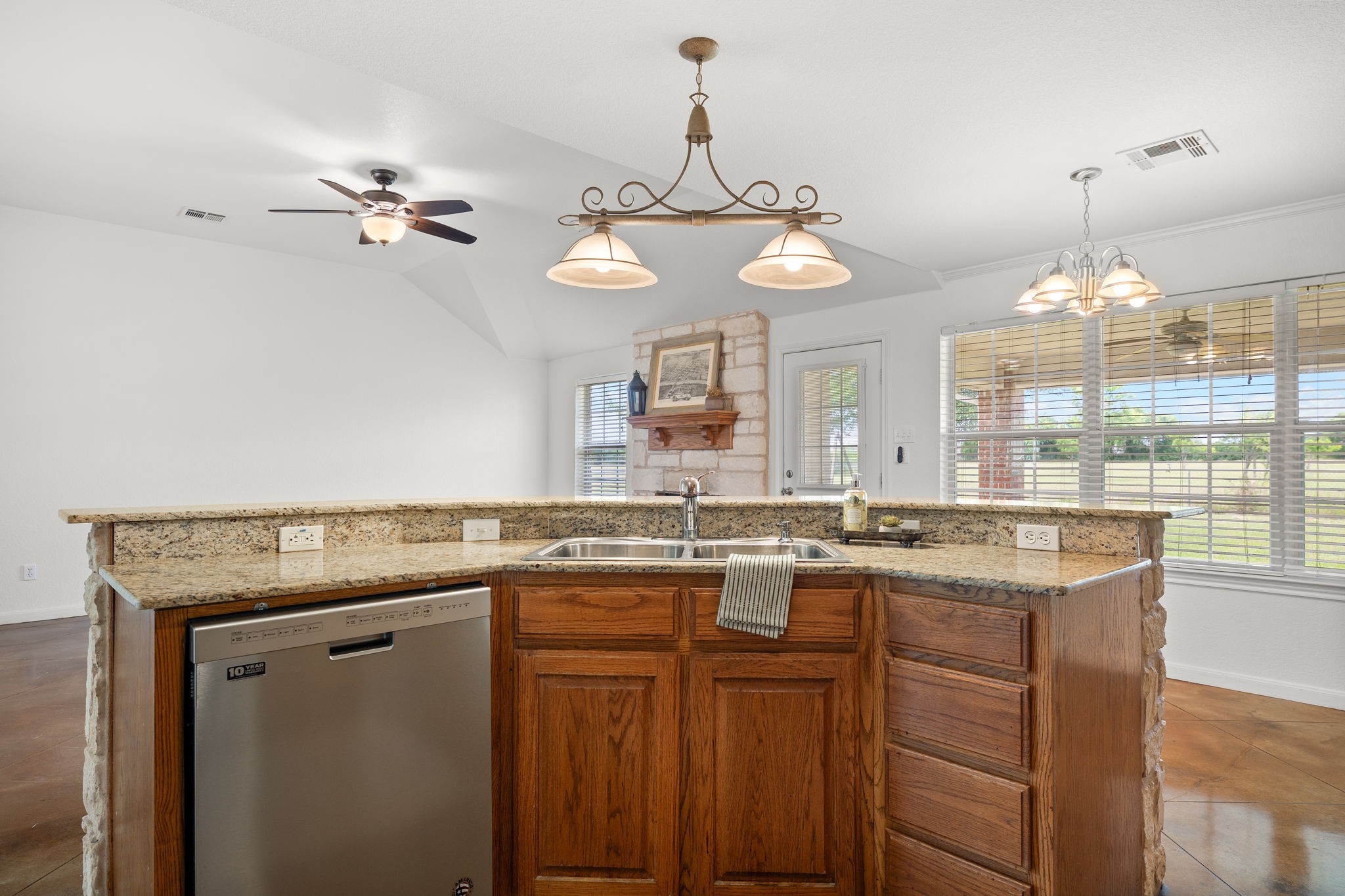 1007 Morning Star Circle China Spring TX 76633