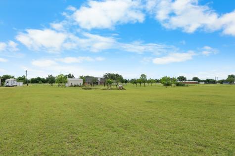1007 Morning Star Circle China Spring TX 76633