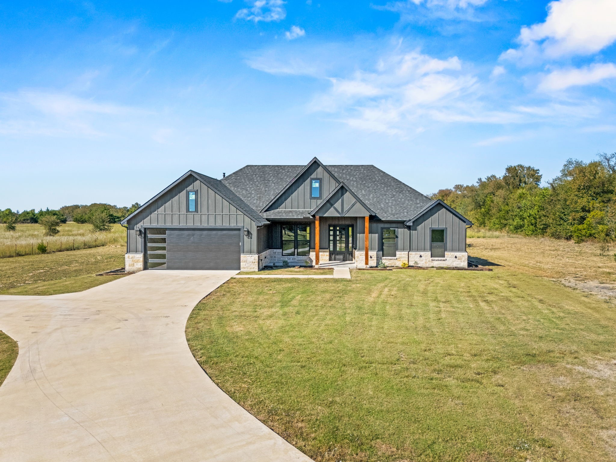 372 County Road 4300 Greenville TX 75401
