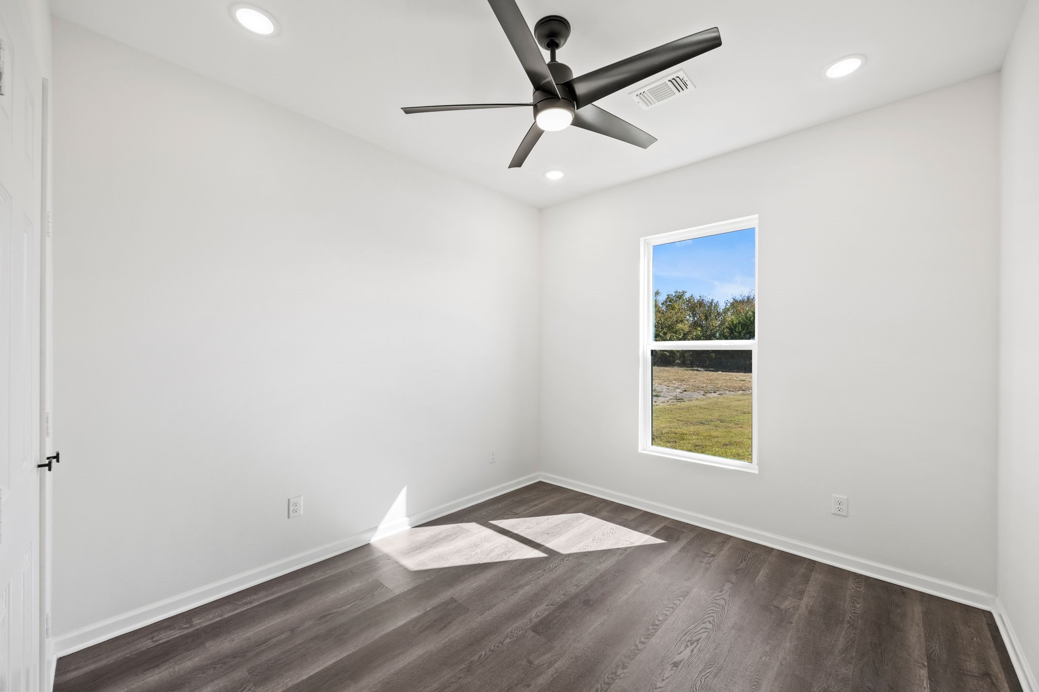 372 County Road 4300 Greenville TX 75401