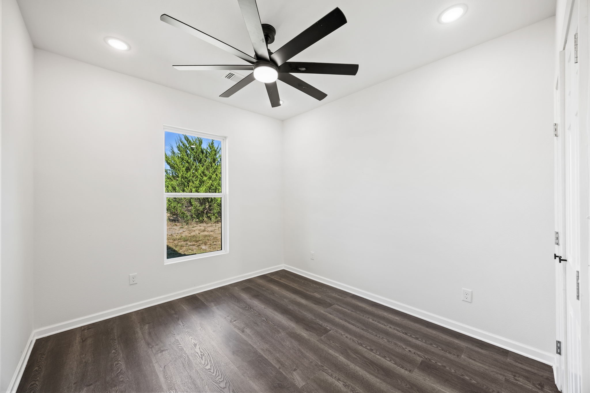 372 County Road 4300 Greenville TX 75401