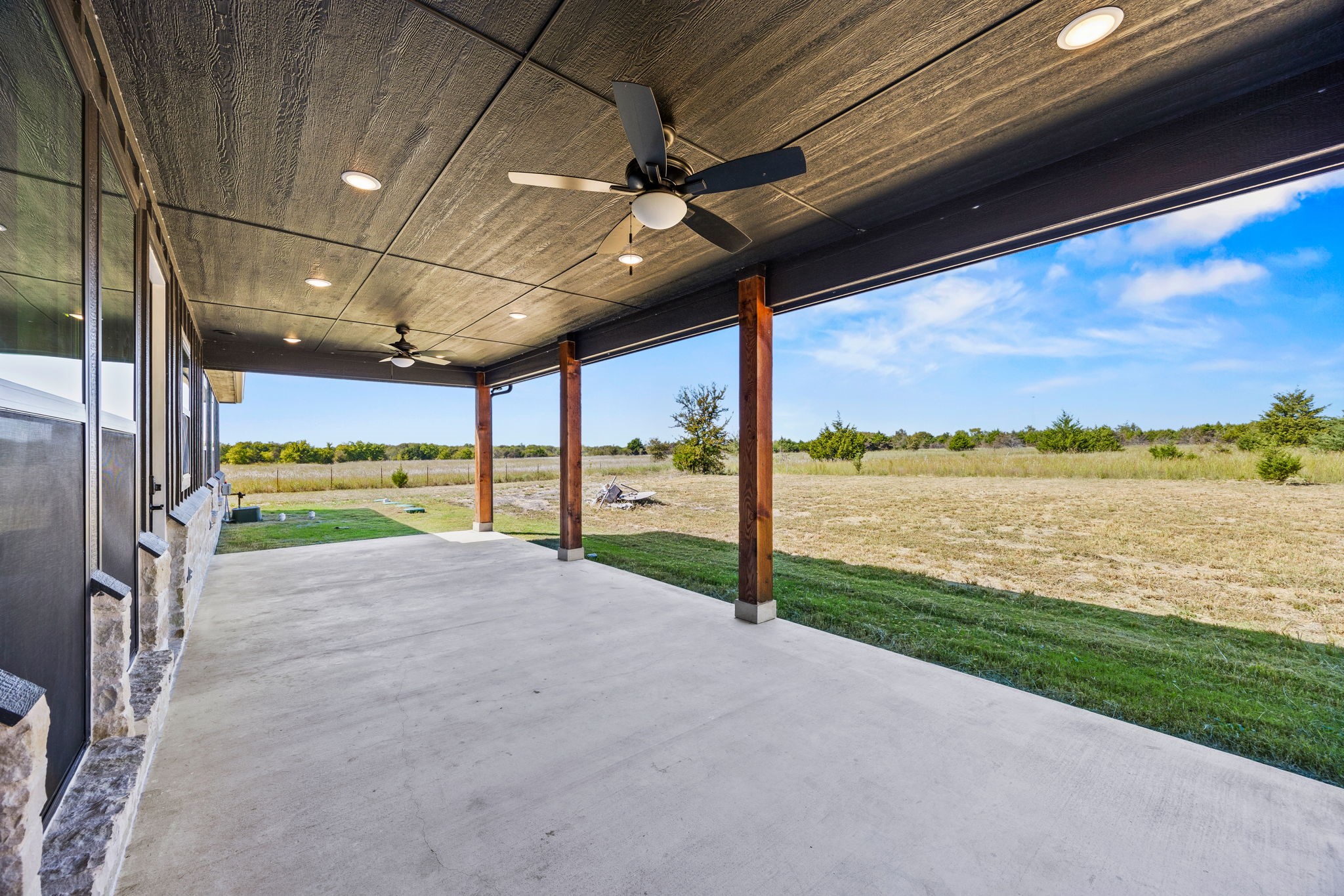372 County Road 4300 Greenville TX 75401