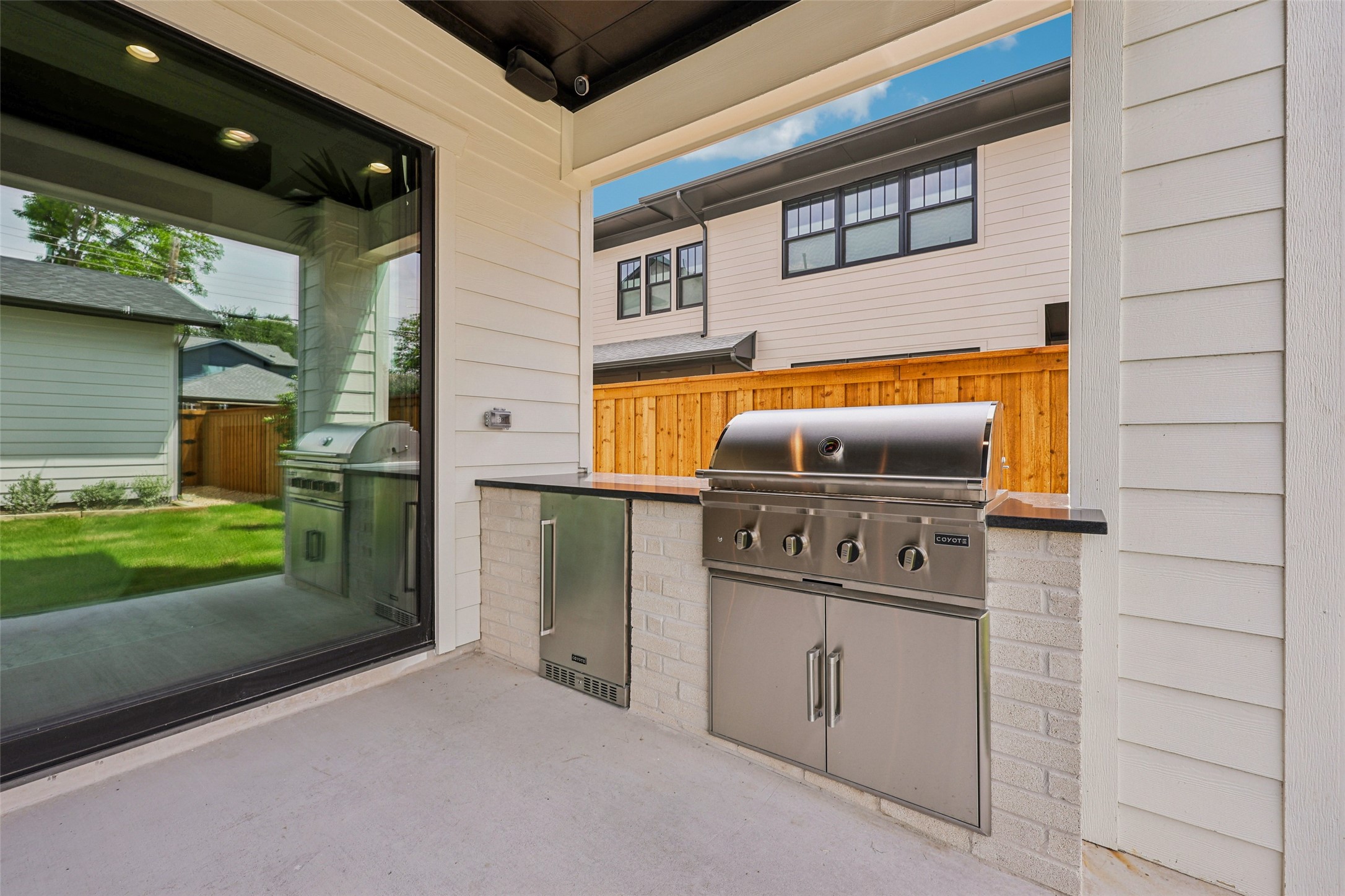 5457 Bonita Avenue Dallas TX 75206
