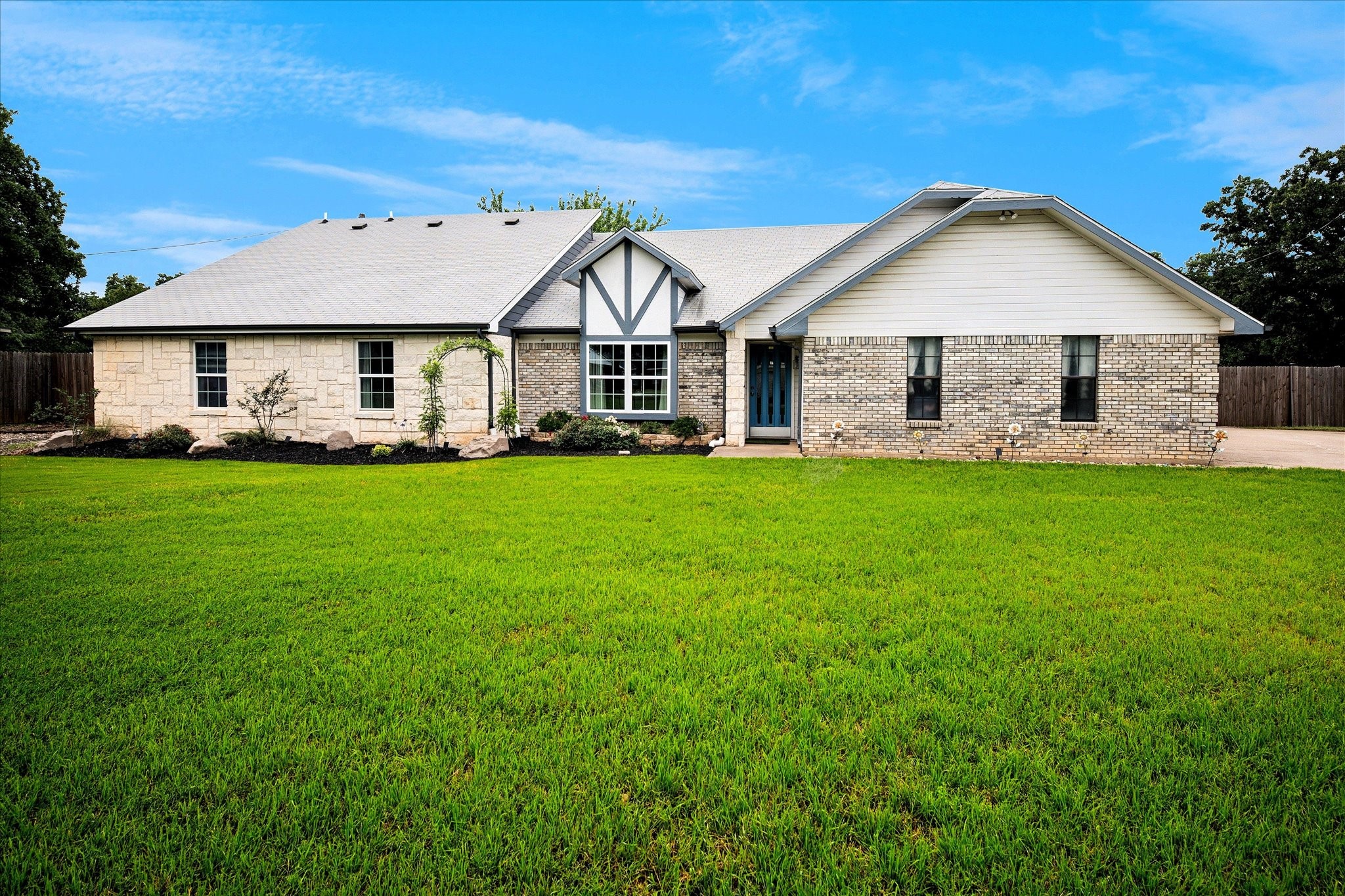 9716 Windsor Circle Fort Worth TX 76140