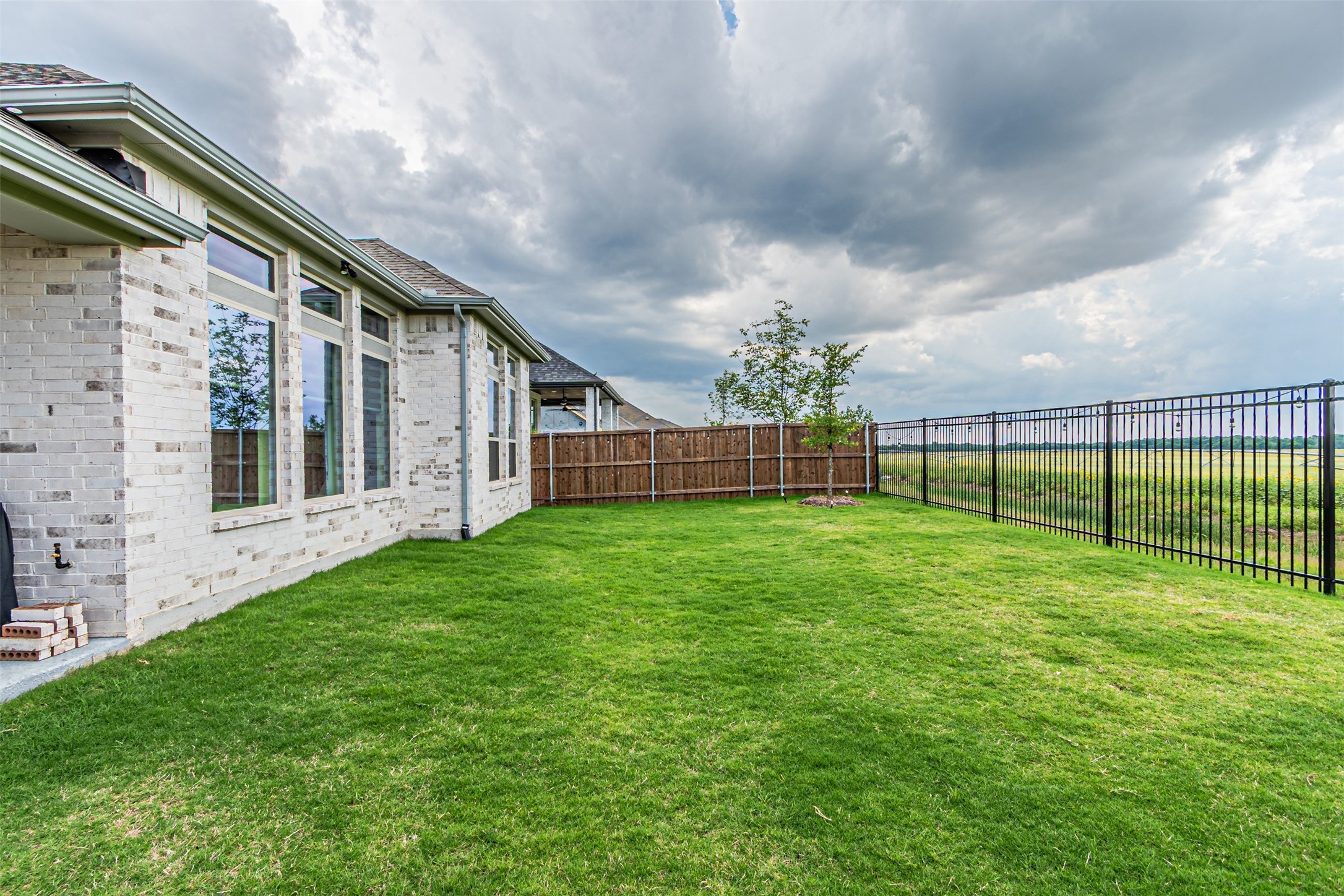 5028 Sandbrock Parkway Aubrey TX 76227