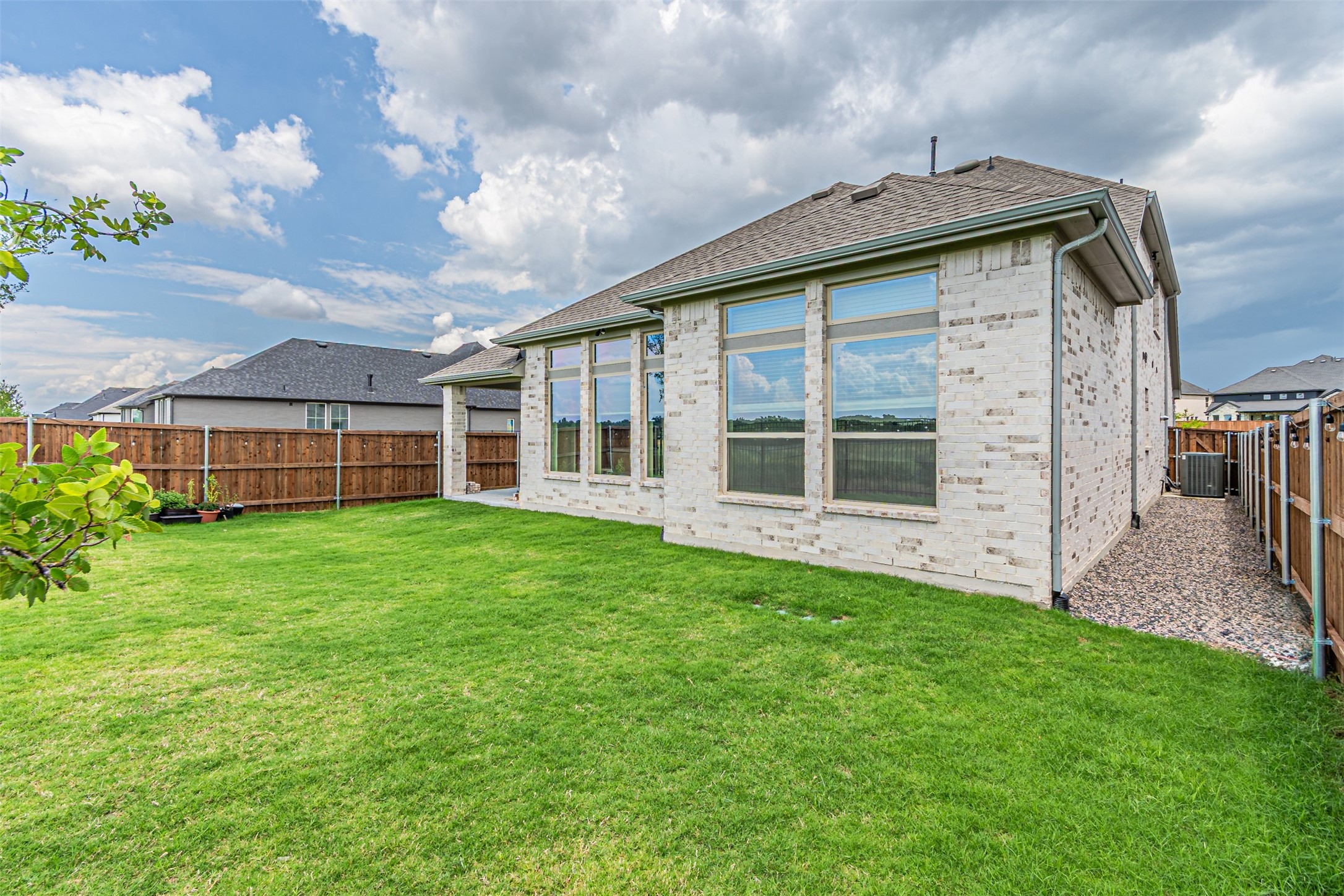 5028 Sandbrock Parkway Aubrey TX 76227