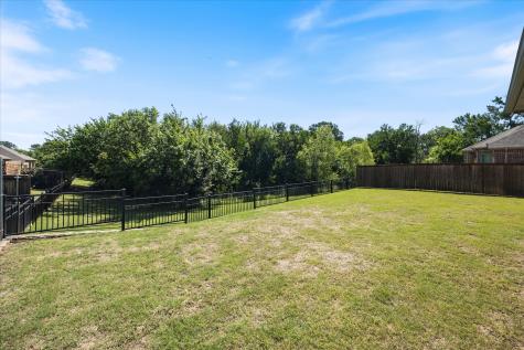 7504 Larson Lane Rowlett TX 75089