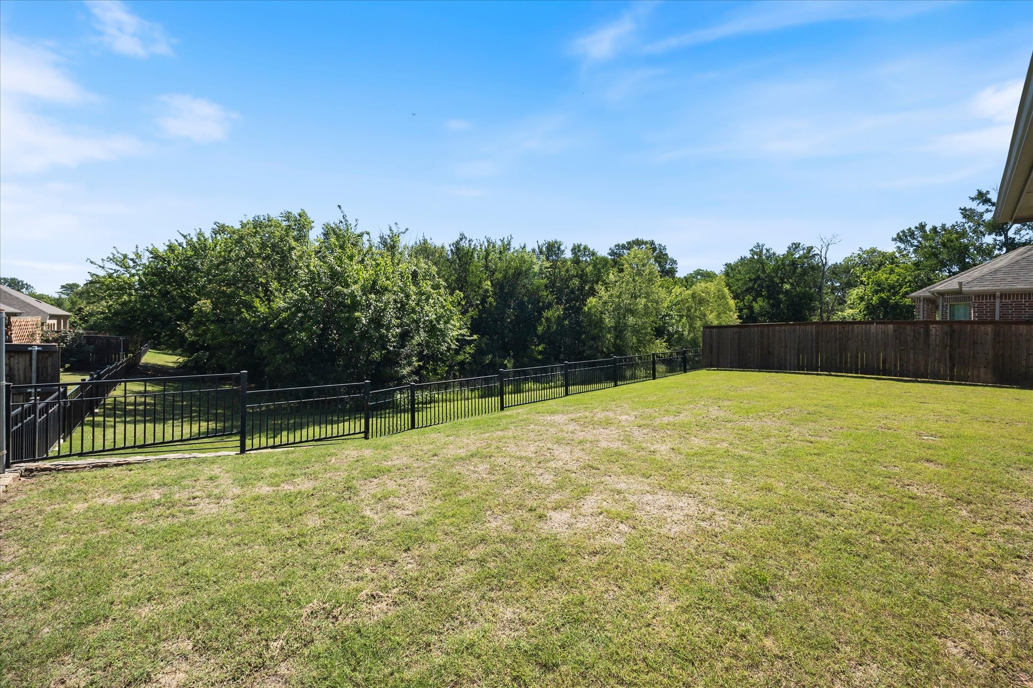 7504 Larson Lane Rowlett TX 75089