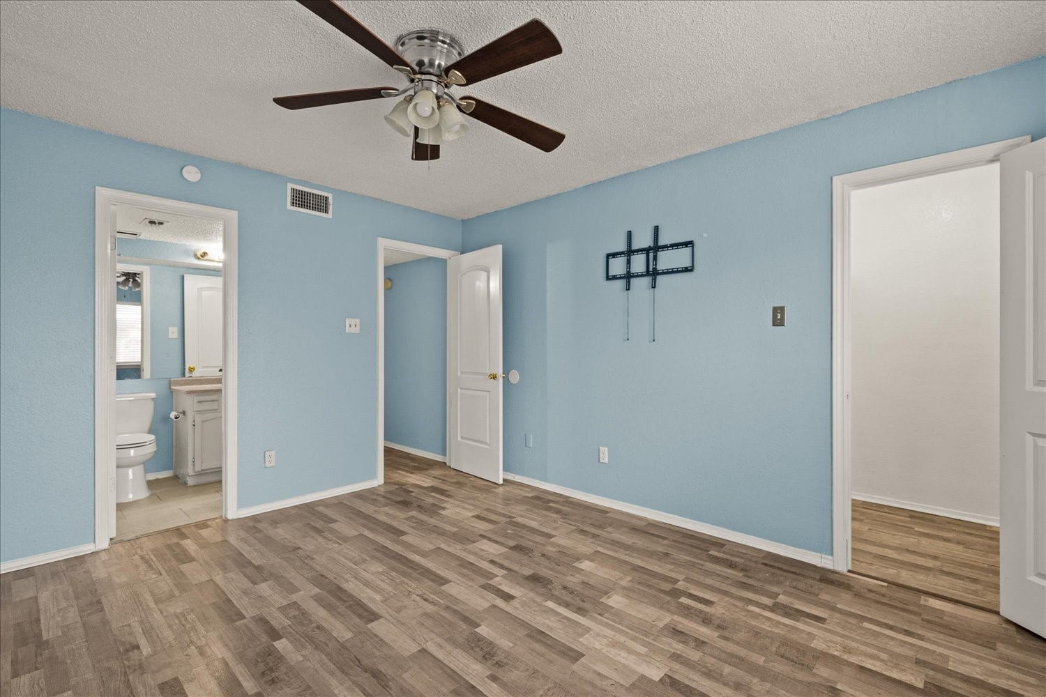 3812 Duck Creek Drive Garland TX 75043