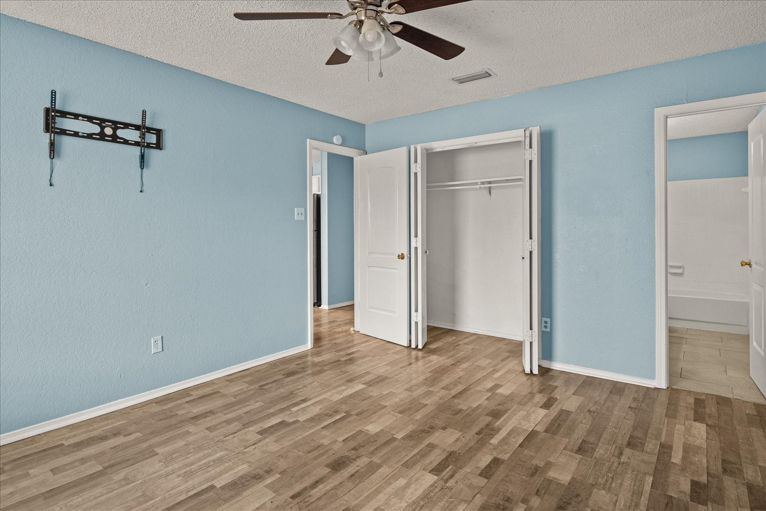 3812 Duck Creek Drive Garland TX 75043