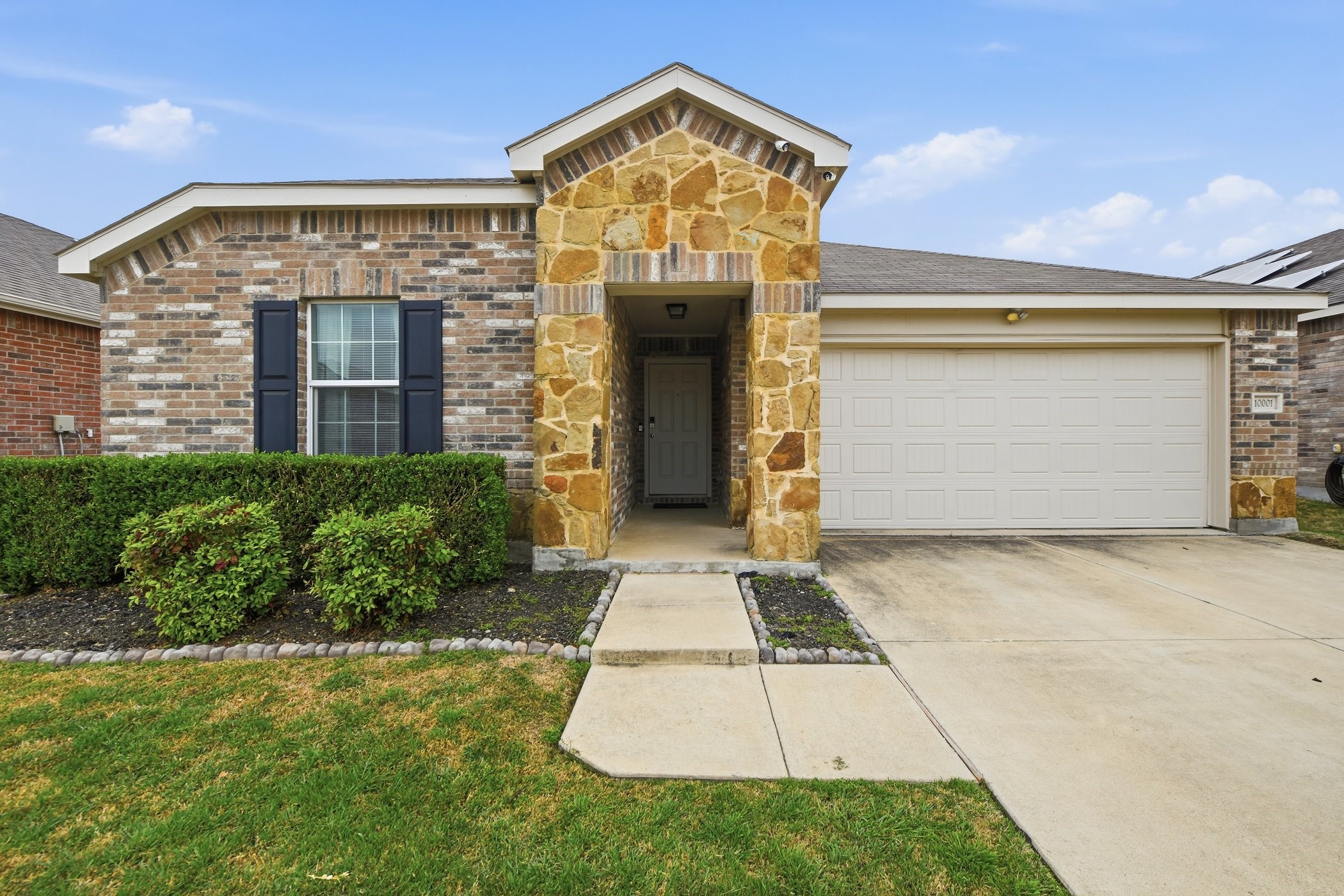 10001 Amosite Drive Fort Worth TX 76131