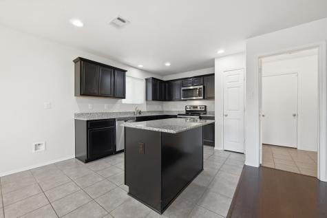 10001 Amosite Drive Fort Worth TX 76131