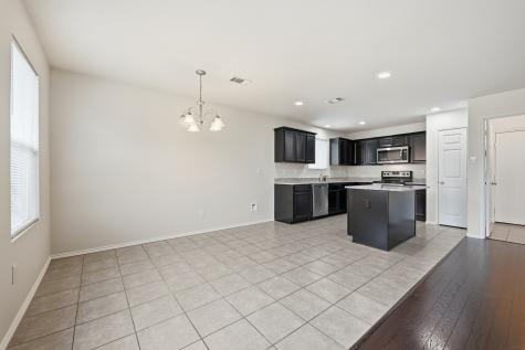 10001 Amosite Drive Fort Worth TX 76131
