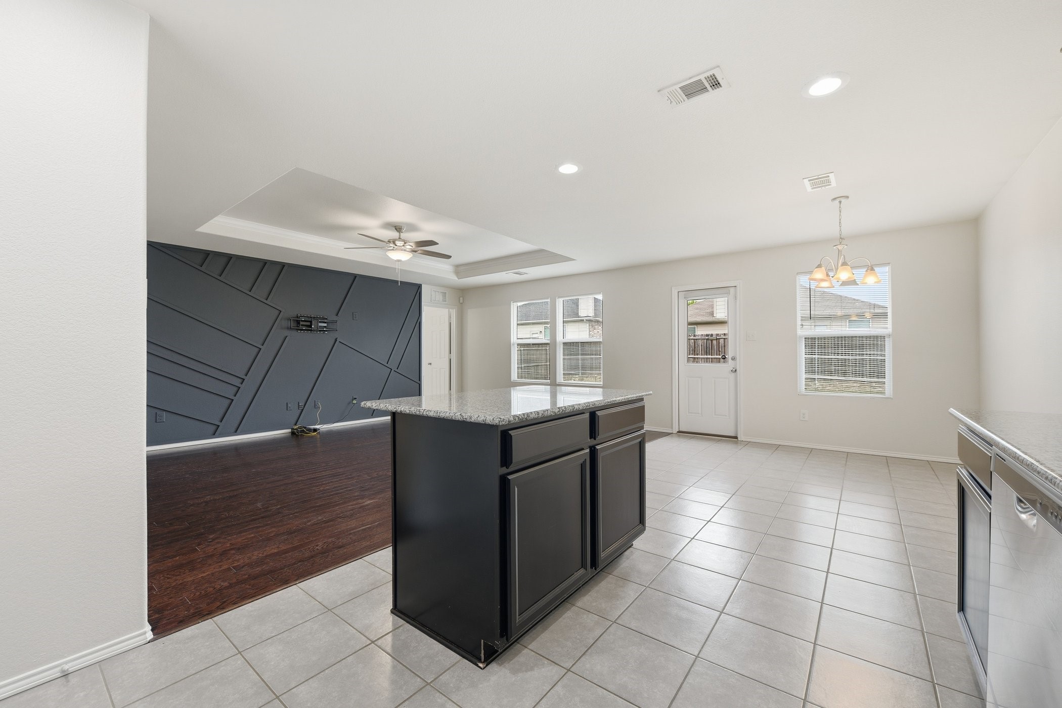 10001 Amosite Drive Fort Worth TX 76131