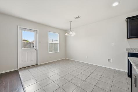 10001 Amosite Drive Fort Worth TX 76131