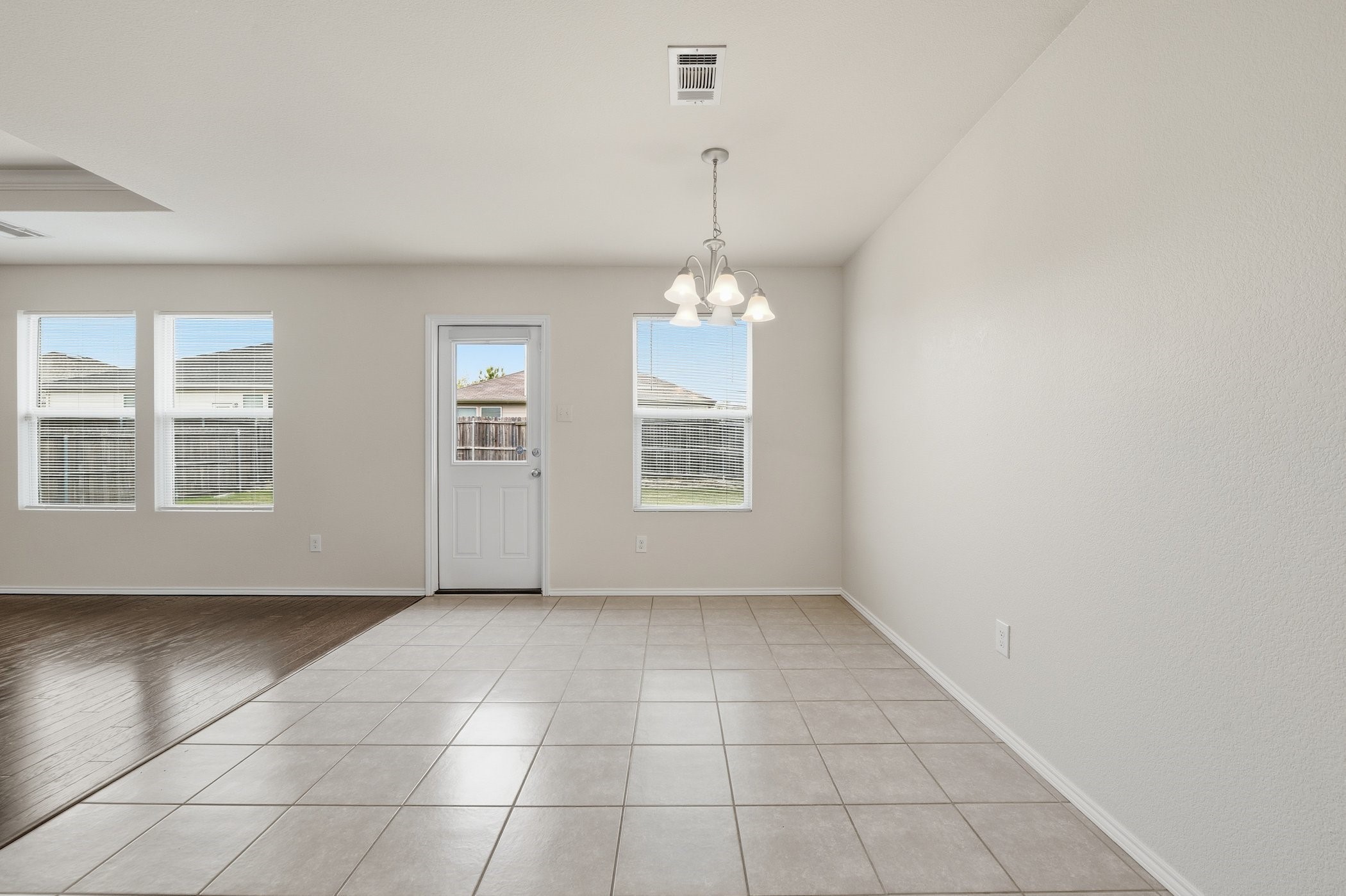 10001 Amosite Drive Fort Worth TX 76131