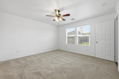 10001 Amosite Drive Fort Worth TX 76131