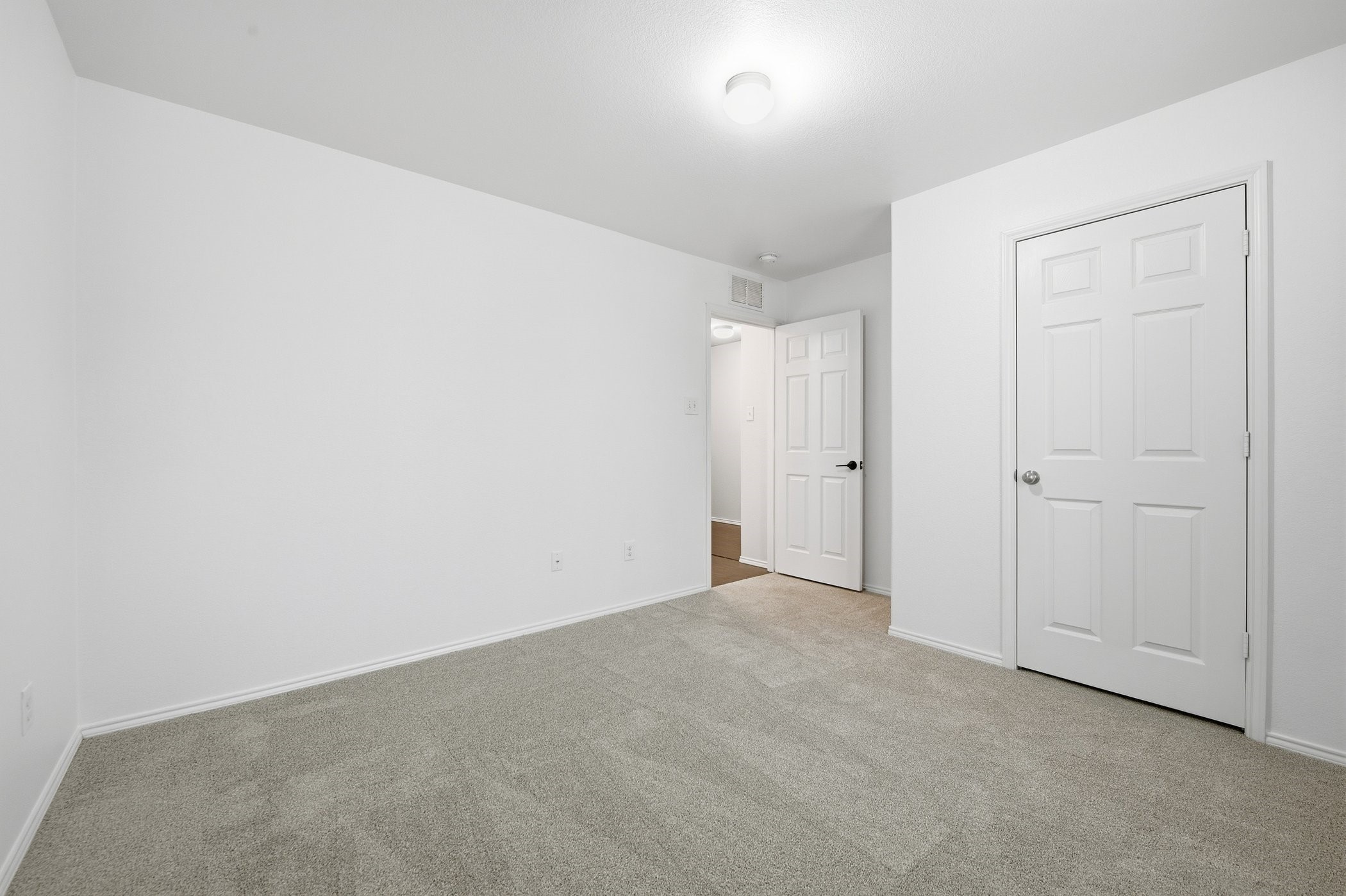 10001 Amosite Drive Fort Worth TX 76131