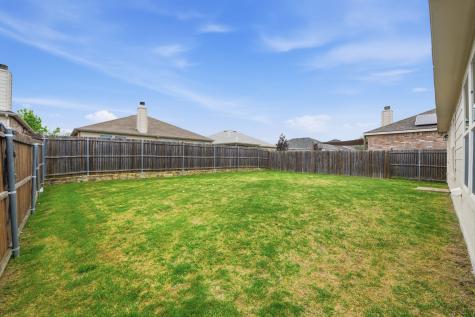 10001 Amosite Drive Fort Worth TX 76131