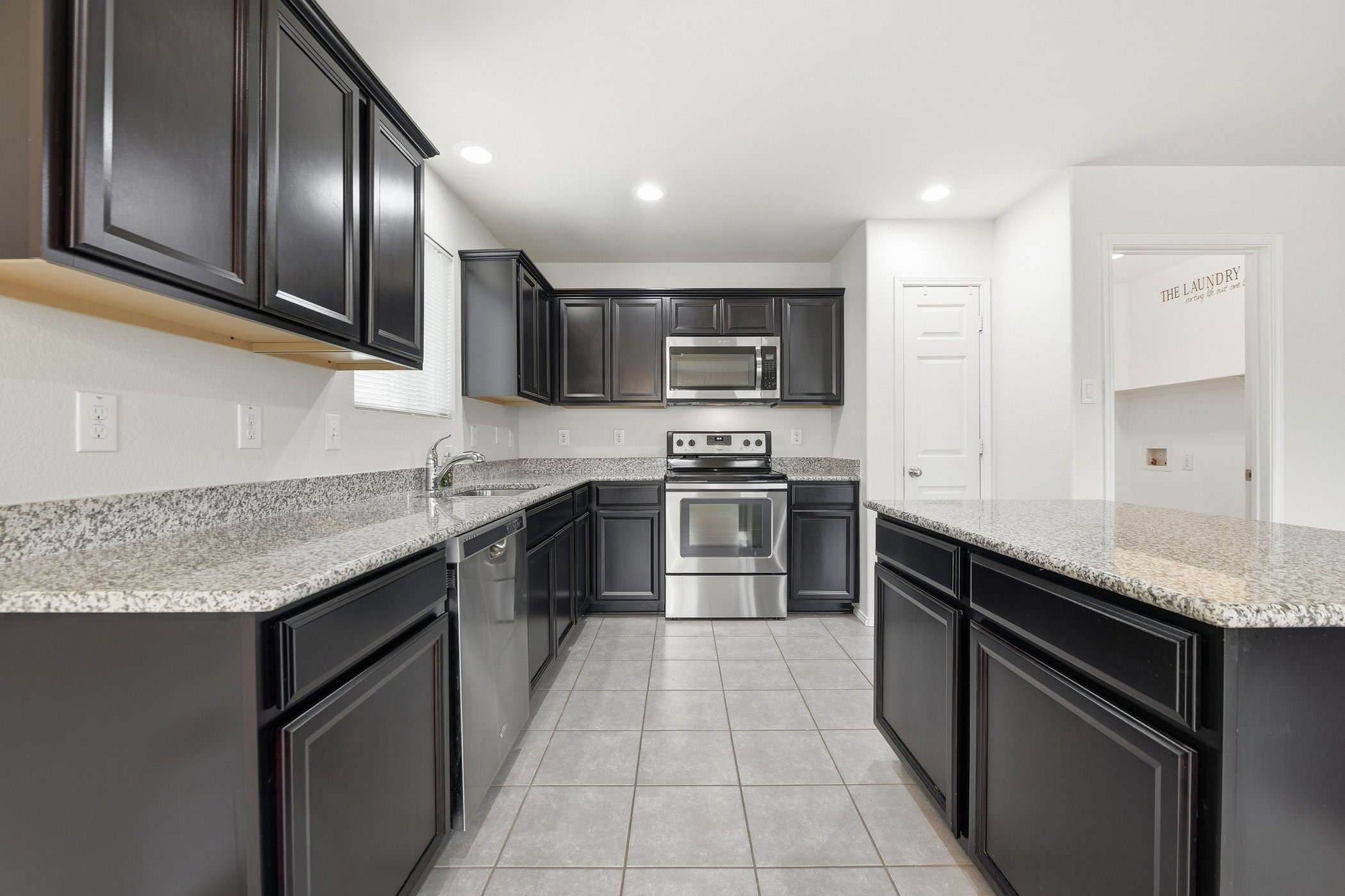 10001 Amosite Drive Fort Worth TX 76131