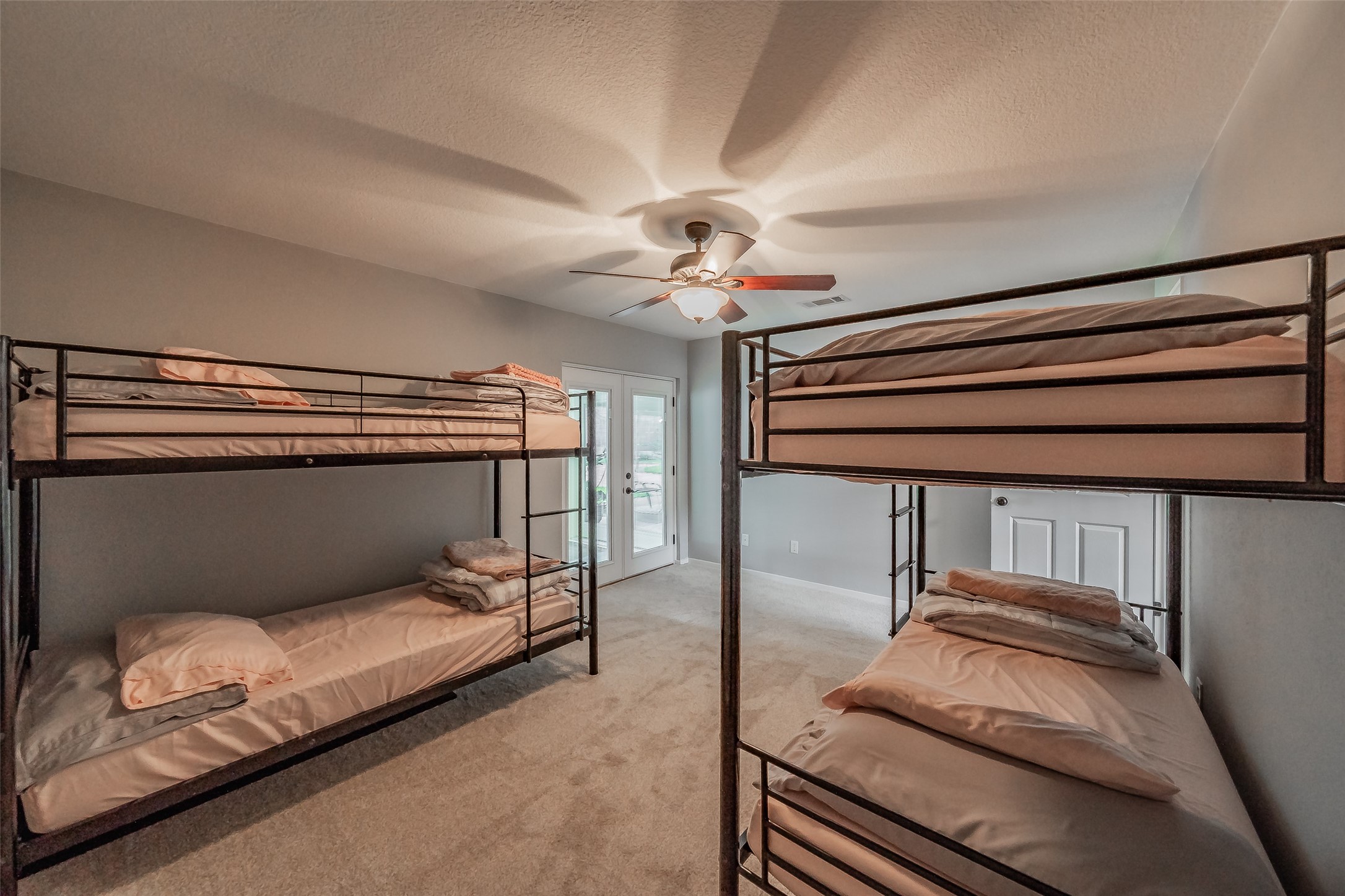 2872 Winterhaven Hurst TX 76054