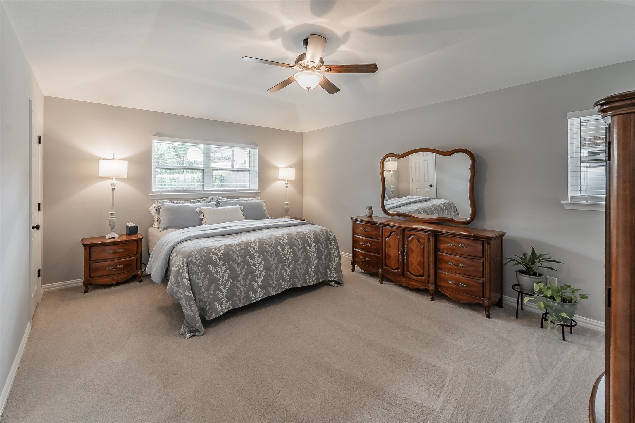 2872 Winterhaven Hurst TX 76054