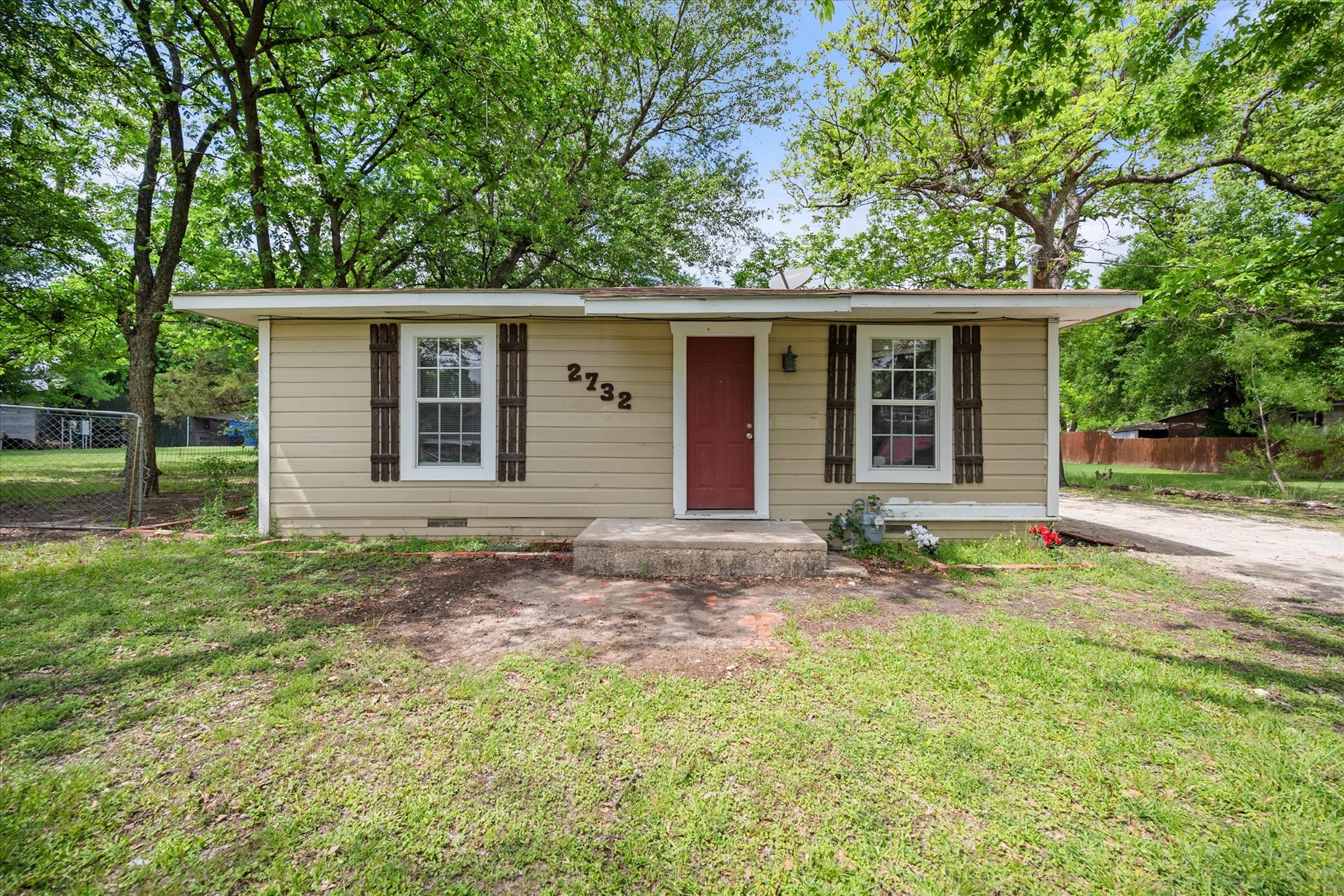 2732 W Collin Street Corsicana TX 75110