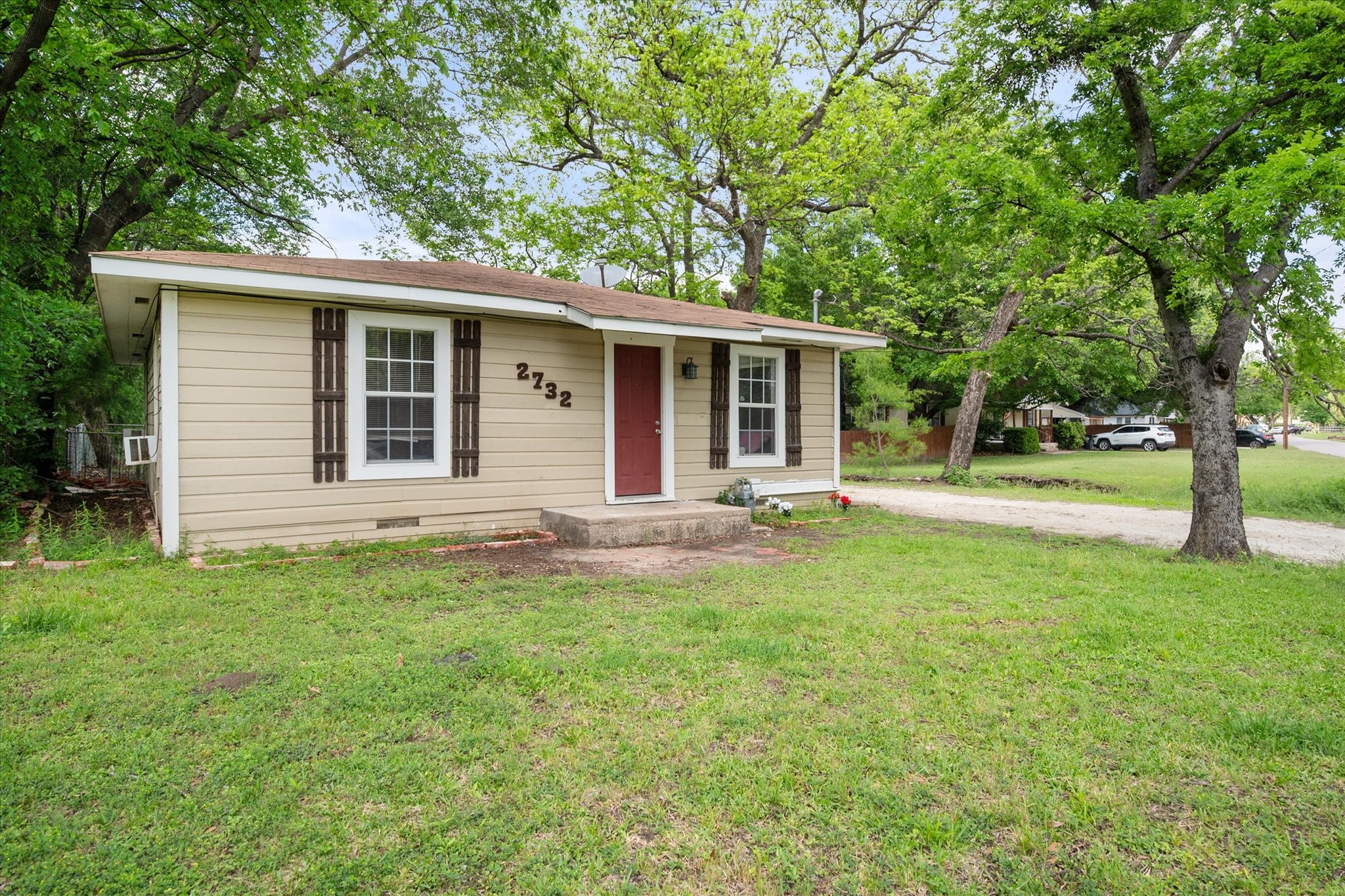 2732 W Collin Street Corsicana TX 75110