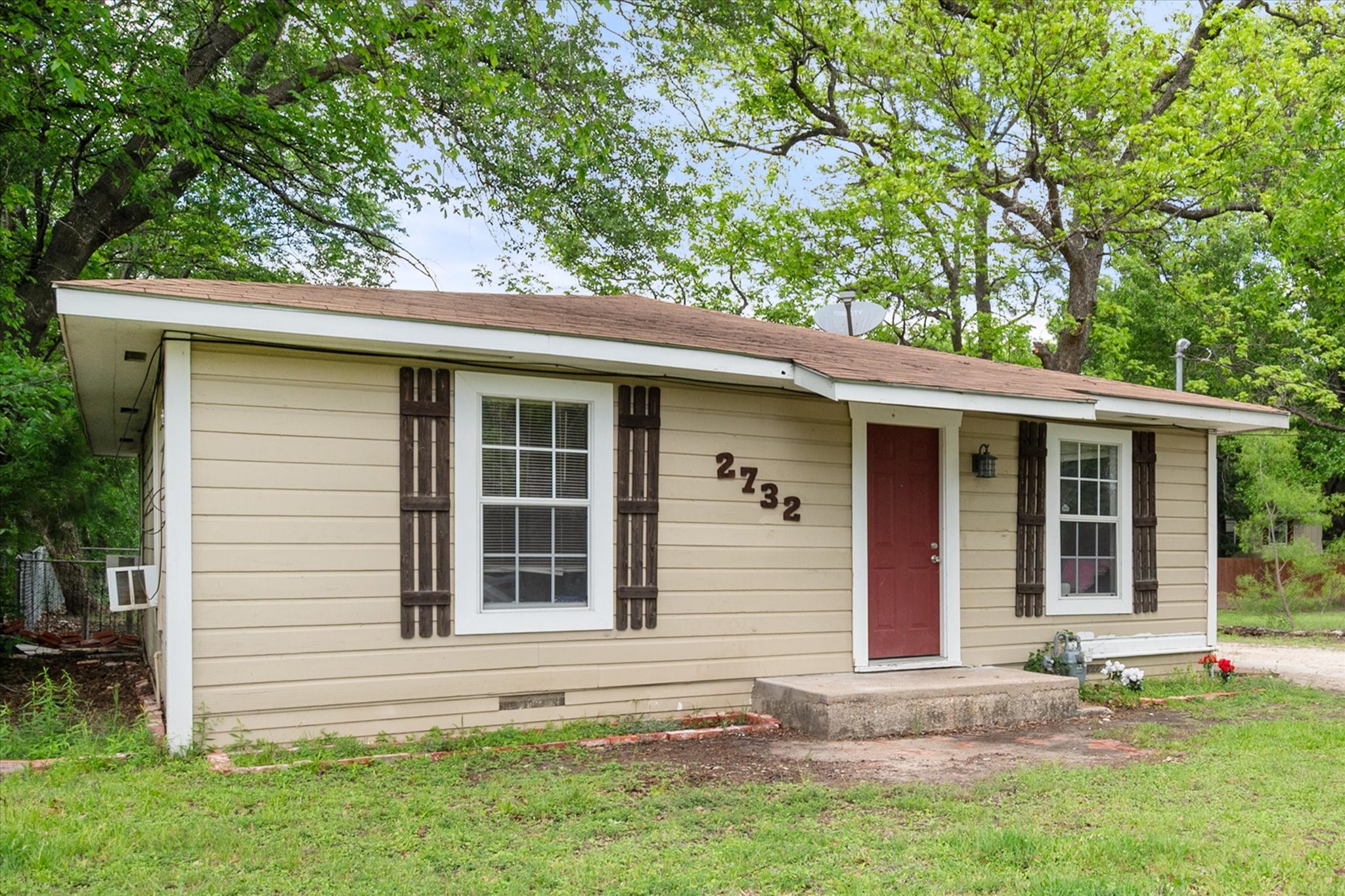 2732 W Collin Street Corsicana TX 75110