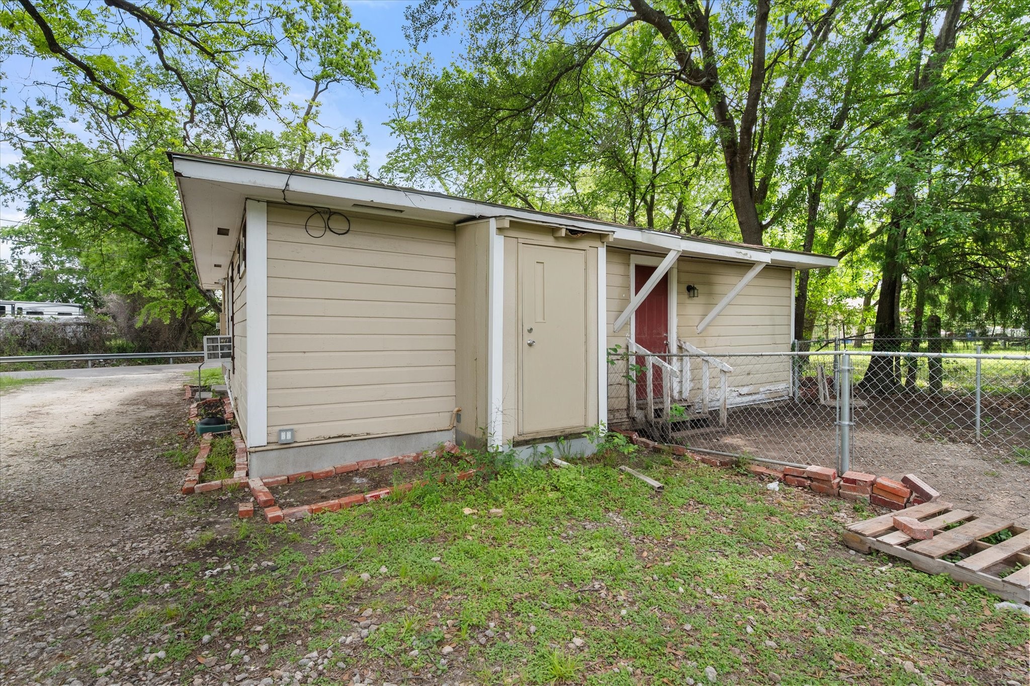 2732 W Collin Street Corsicana TX 75110