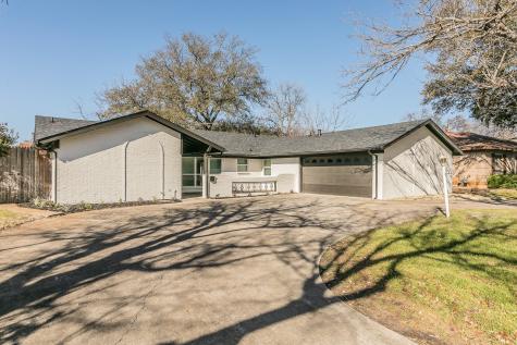 4448 Fiesta Circle W Fort Worth TX 76133