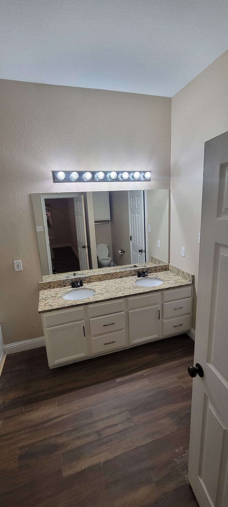 324 Teakwood Lane Cedar Hill TX 75104