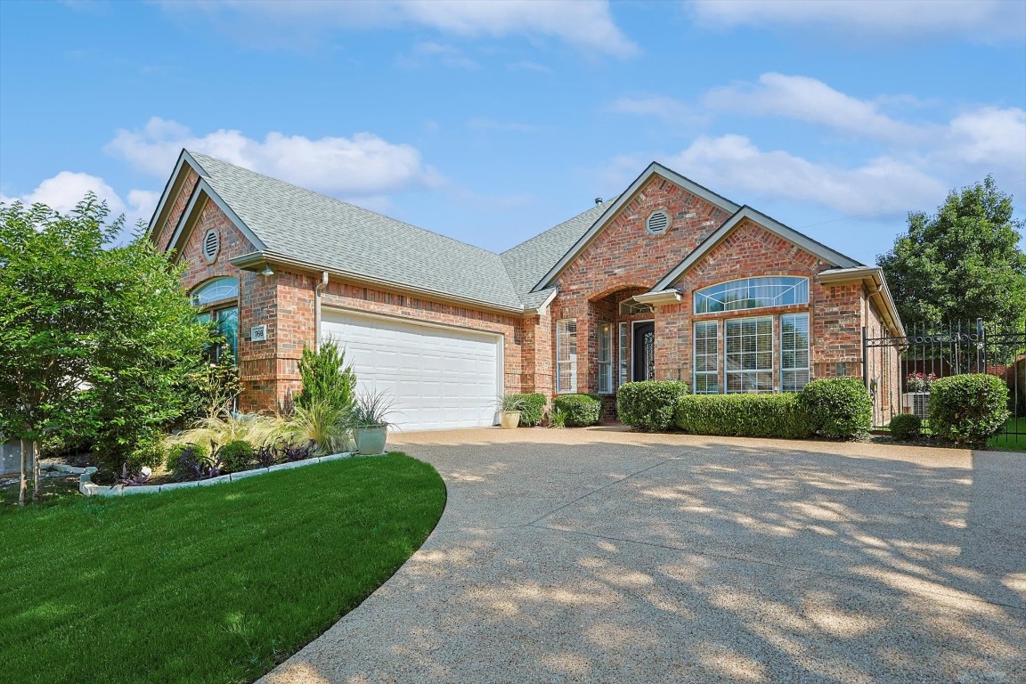 766 Village Green Drive Desoto TX 75115