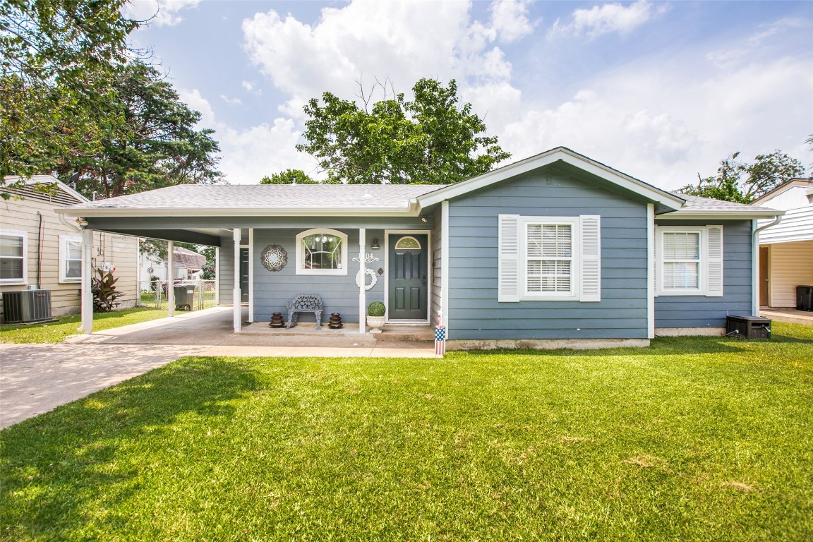 1204 W Burnett Street Ennis TX 75119