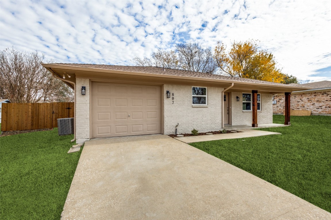 807 12th Street Princeton TX 75407