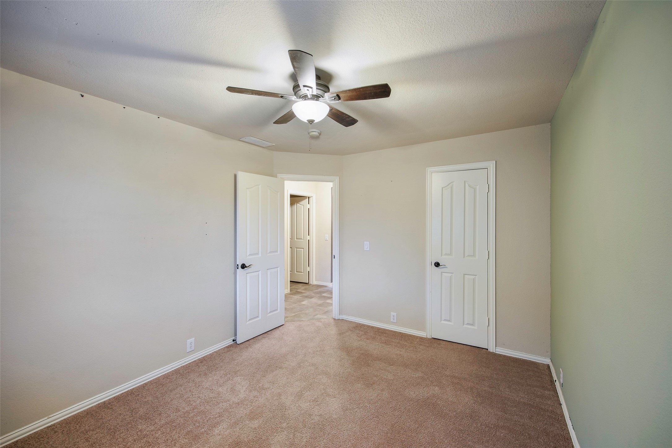 717 Chelsea Drive Midlothian TX 76065