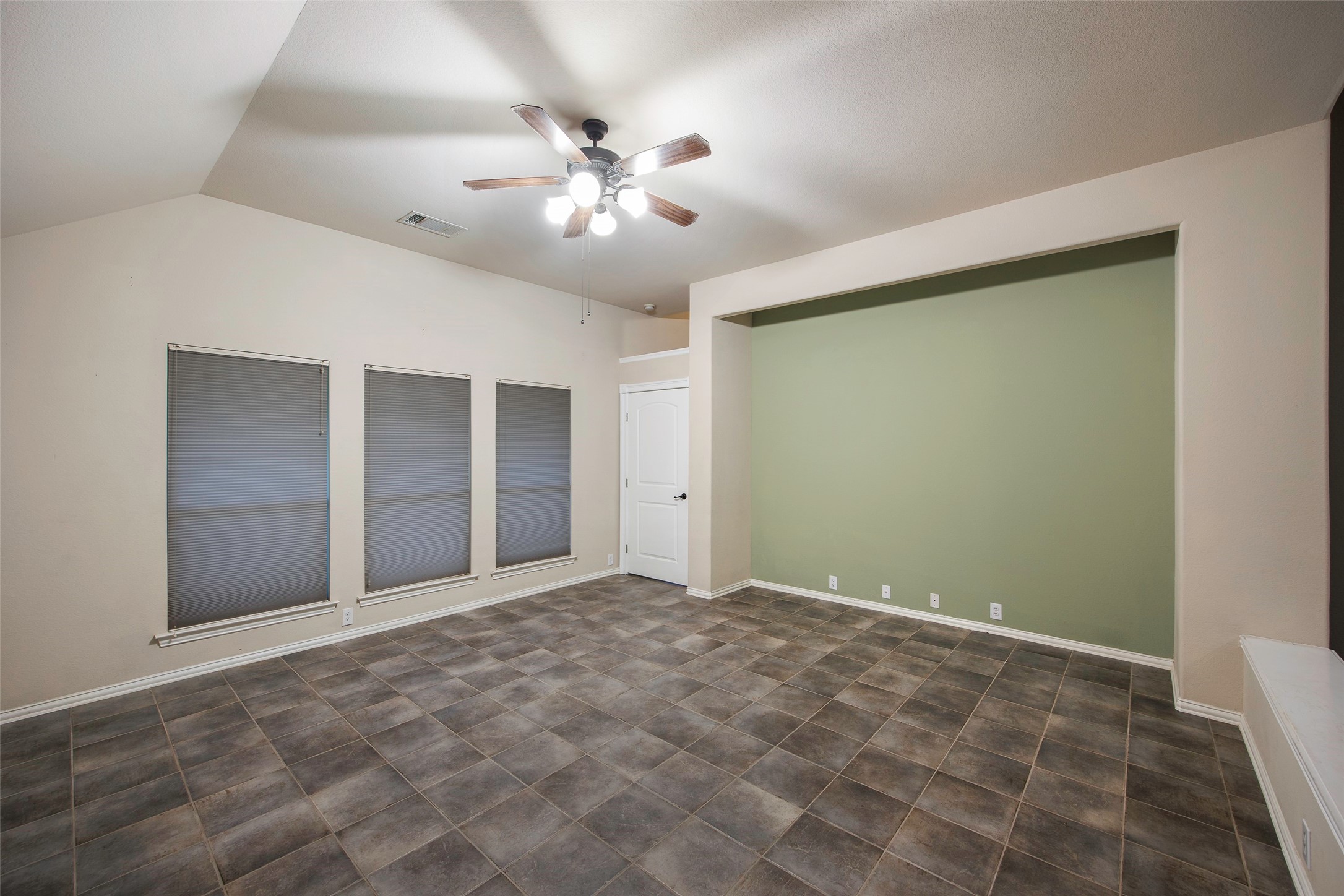 717 Chelsea Drive Midlothian TX 76065
