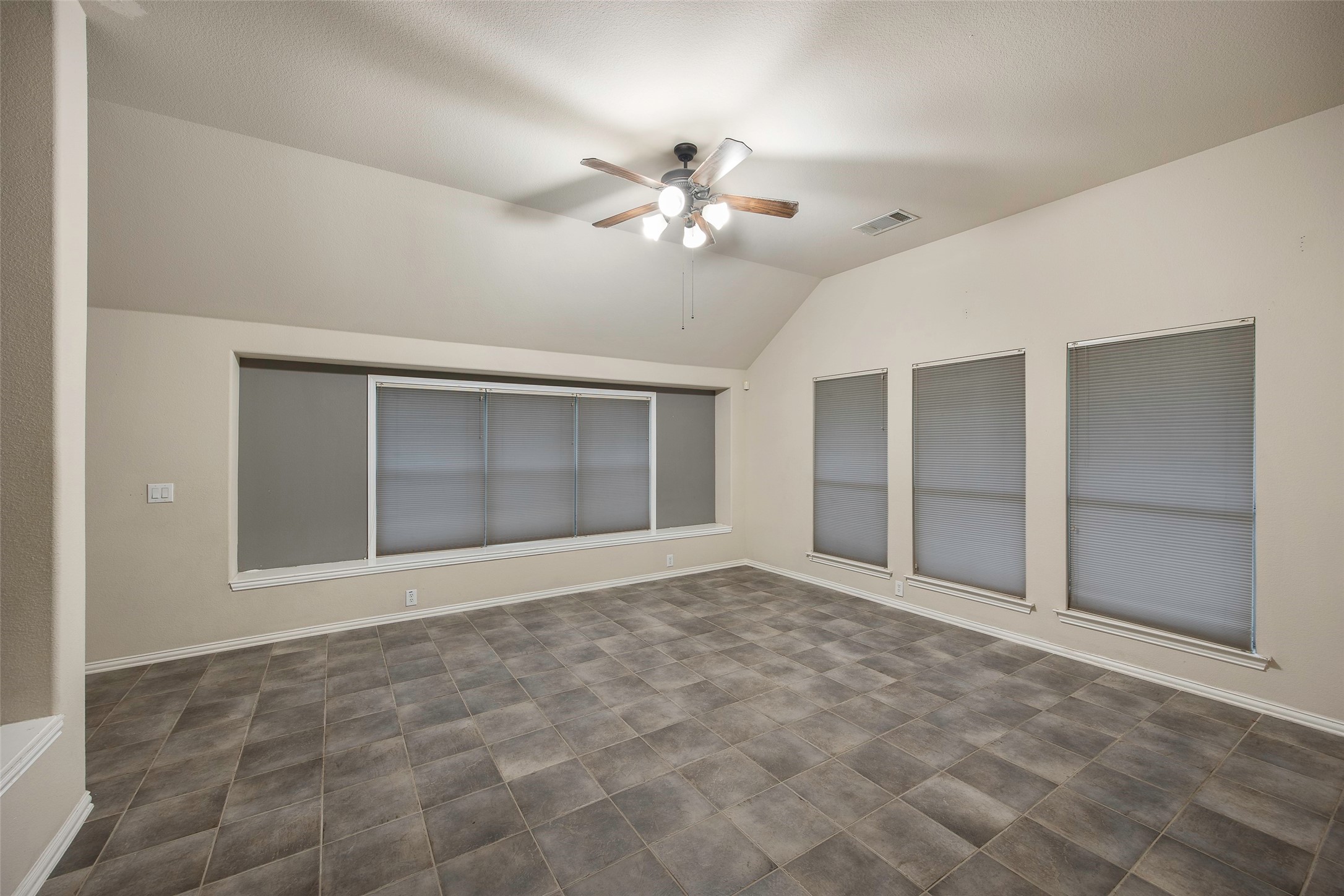 717 Chelsea Drive Midlothian TX 76065