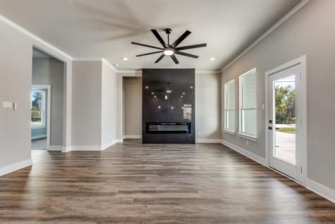 803 Rayenell Avenue Dallas TX 75217
