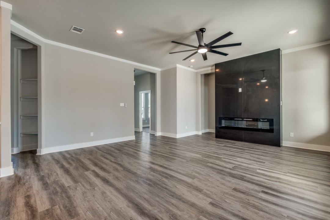 803 Rayenell Avenue Dallas TX 75217