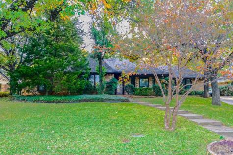 2305 Bradwood Court Arlington TX 76011