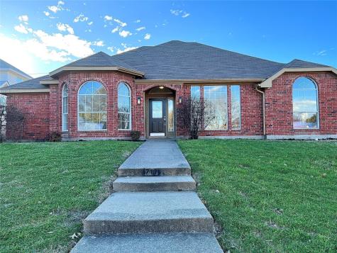 717 Bridle Drive Desoto TX 75115